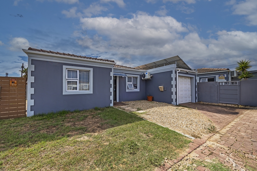 2 Bedroom Property for Sale in Windsor Park Estate Western Cape